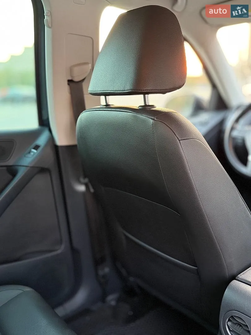 2013 Volkswagen Tiguan - мініатюра 32