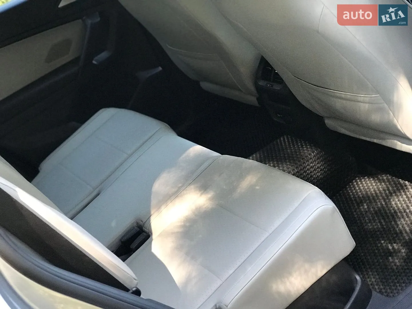 2019 Volkswagen Tiguan - мініатюра 14