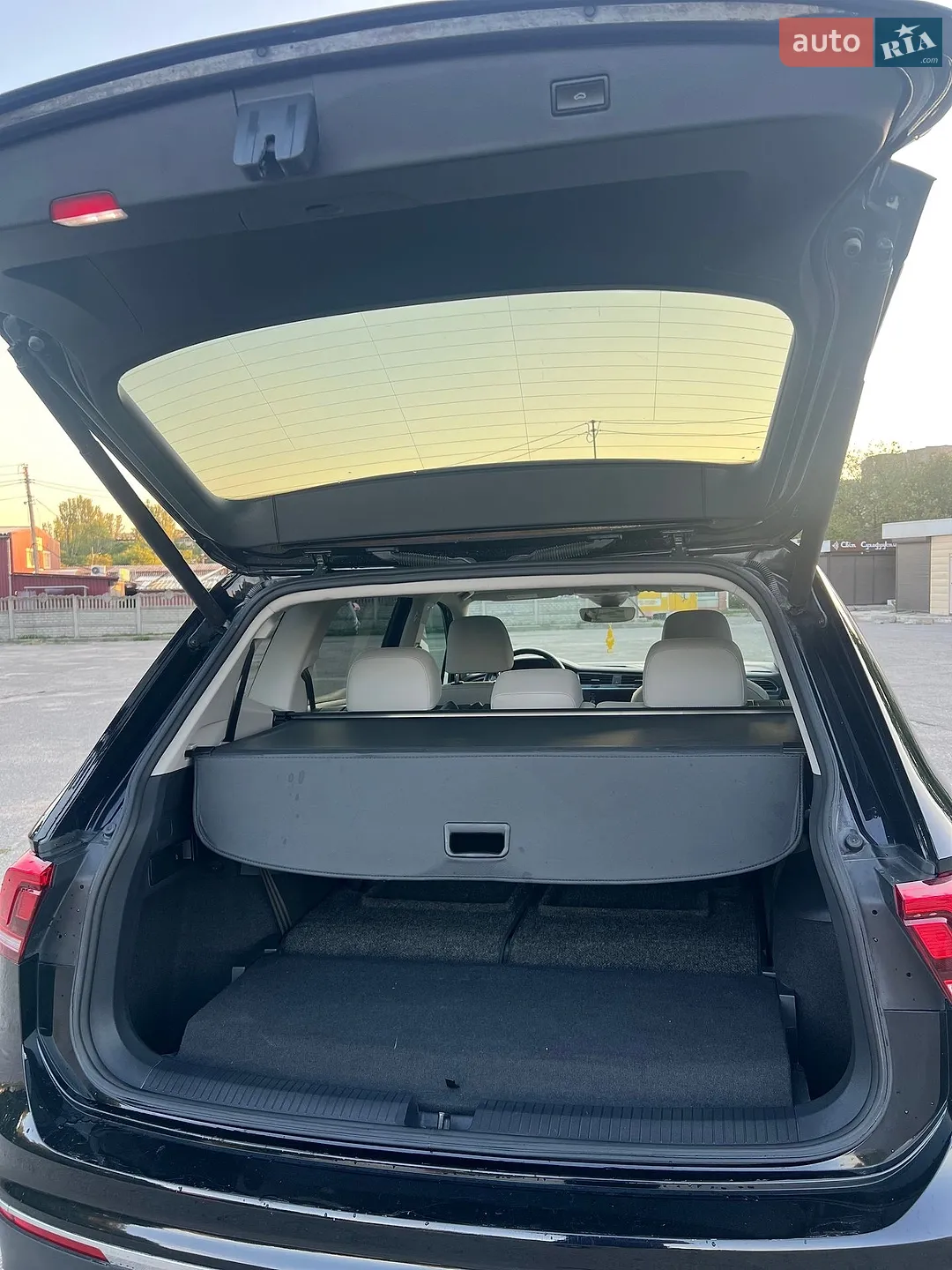 2020 Volkswagen Tiguan - мініатюра 22