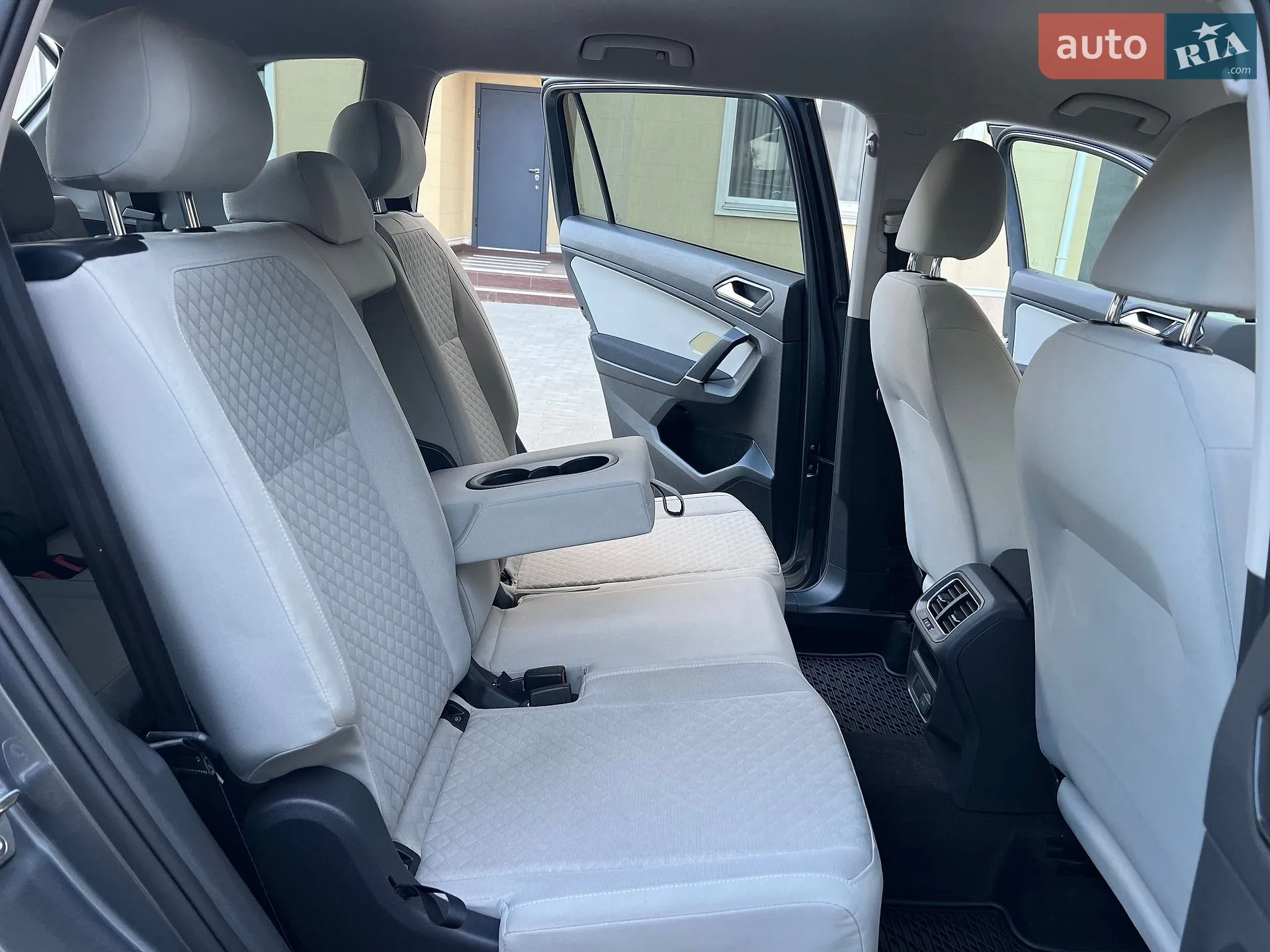 2018 Volkswagen Tiguan - мініатюра 46