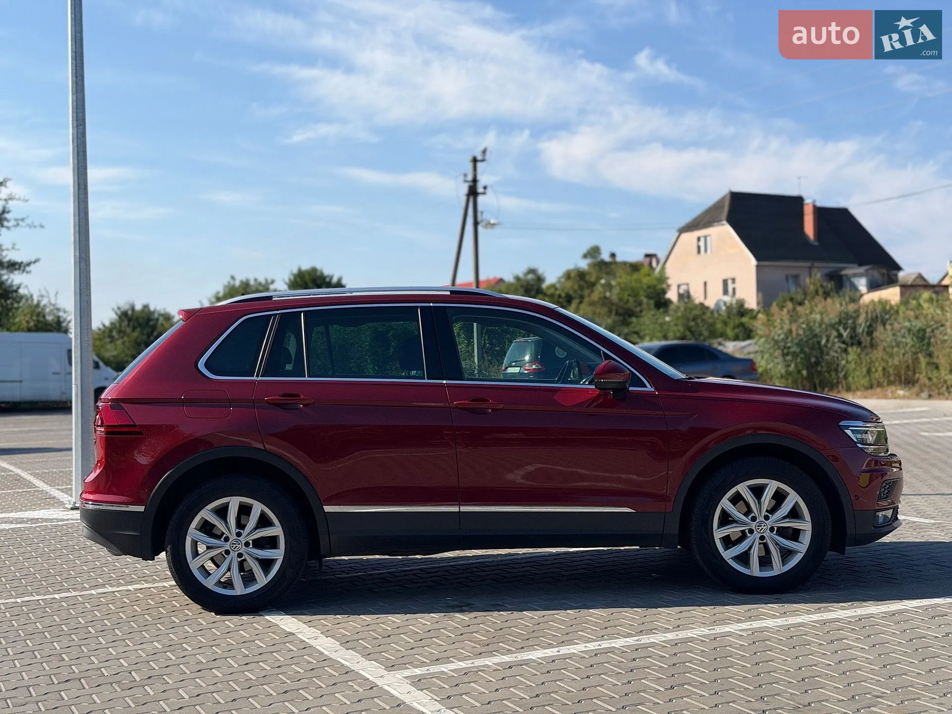 2018 Volkswagen Tiguan - мініатюра 14