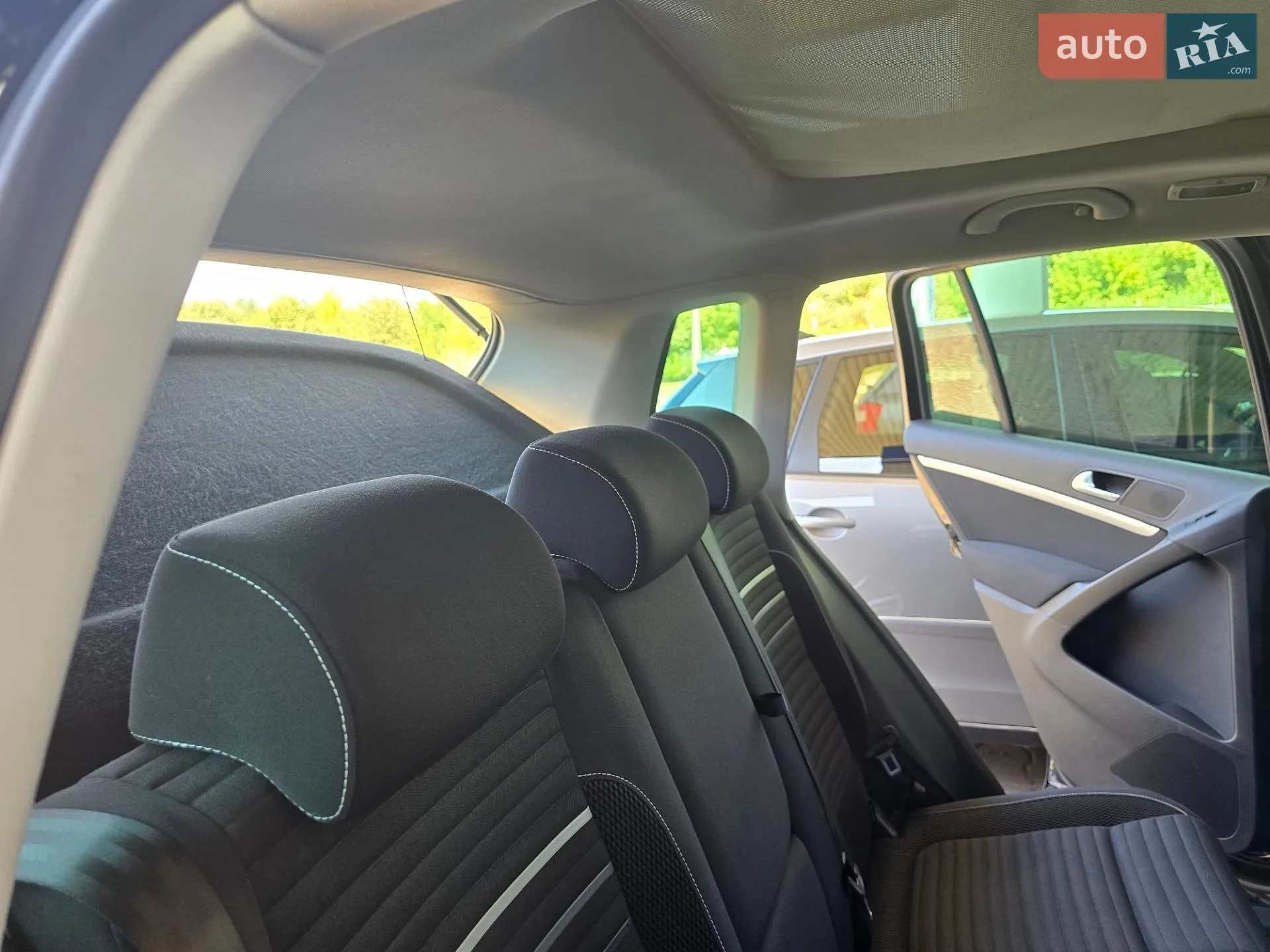 2015 Volkswagen Tiguan - мініатюра 27