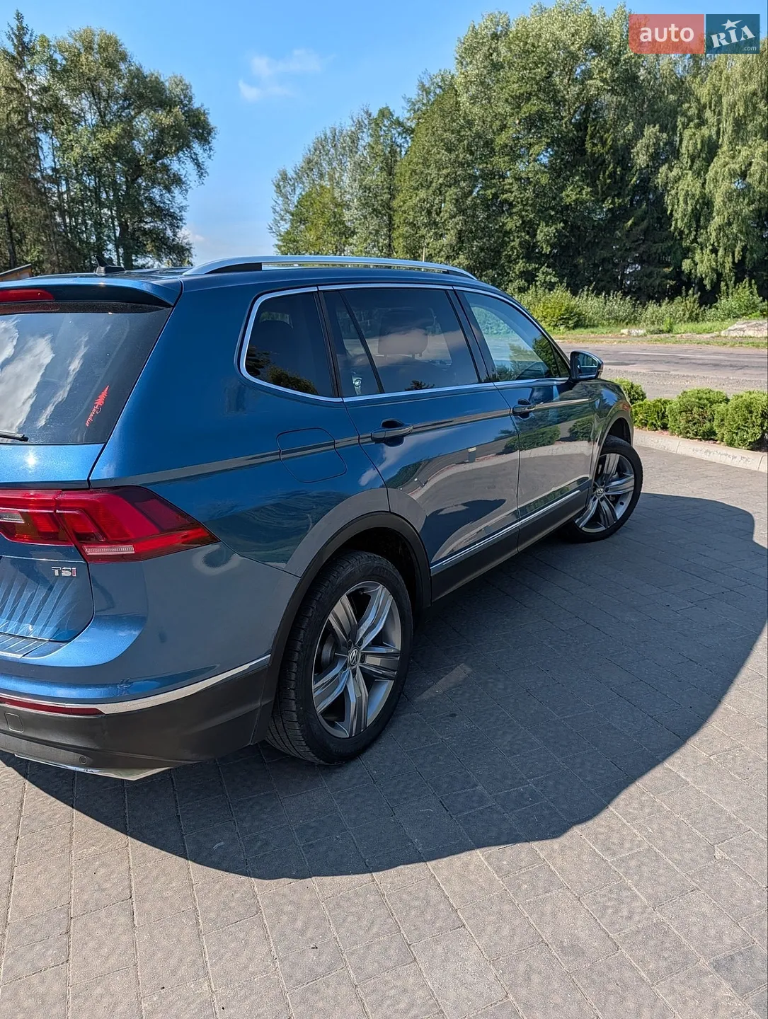 2017 Volkswagen Tiguan - мініатюра 3