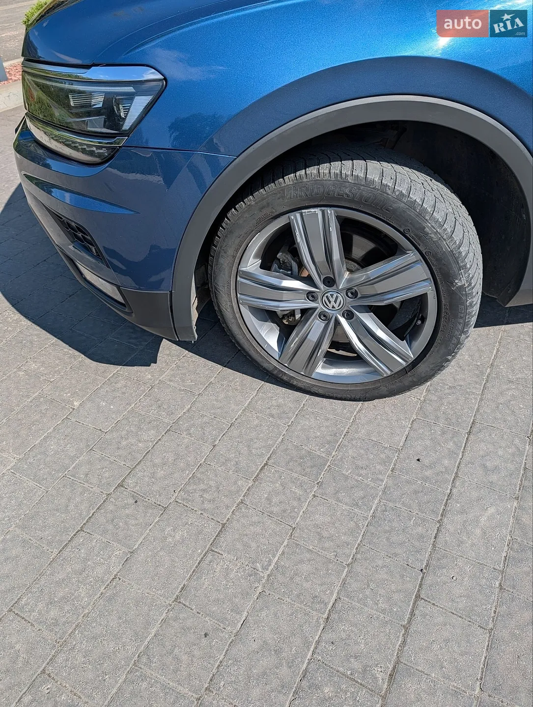 2017 Volkswagen Tiguan - мініатюра 16
