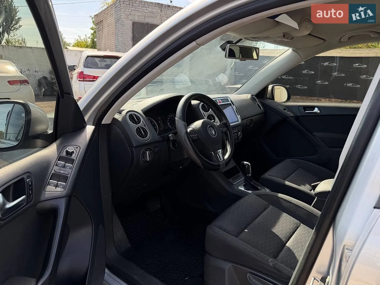 2010 Volkswagen Tiguan - мініатюра 10