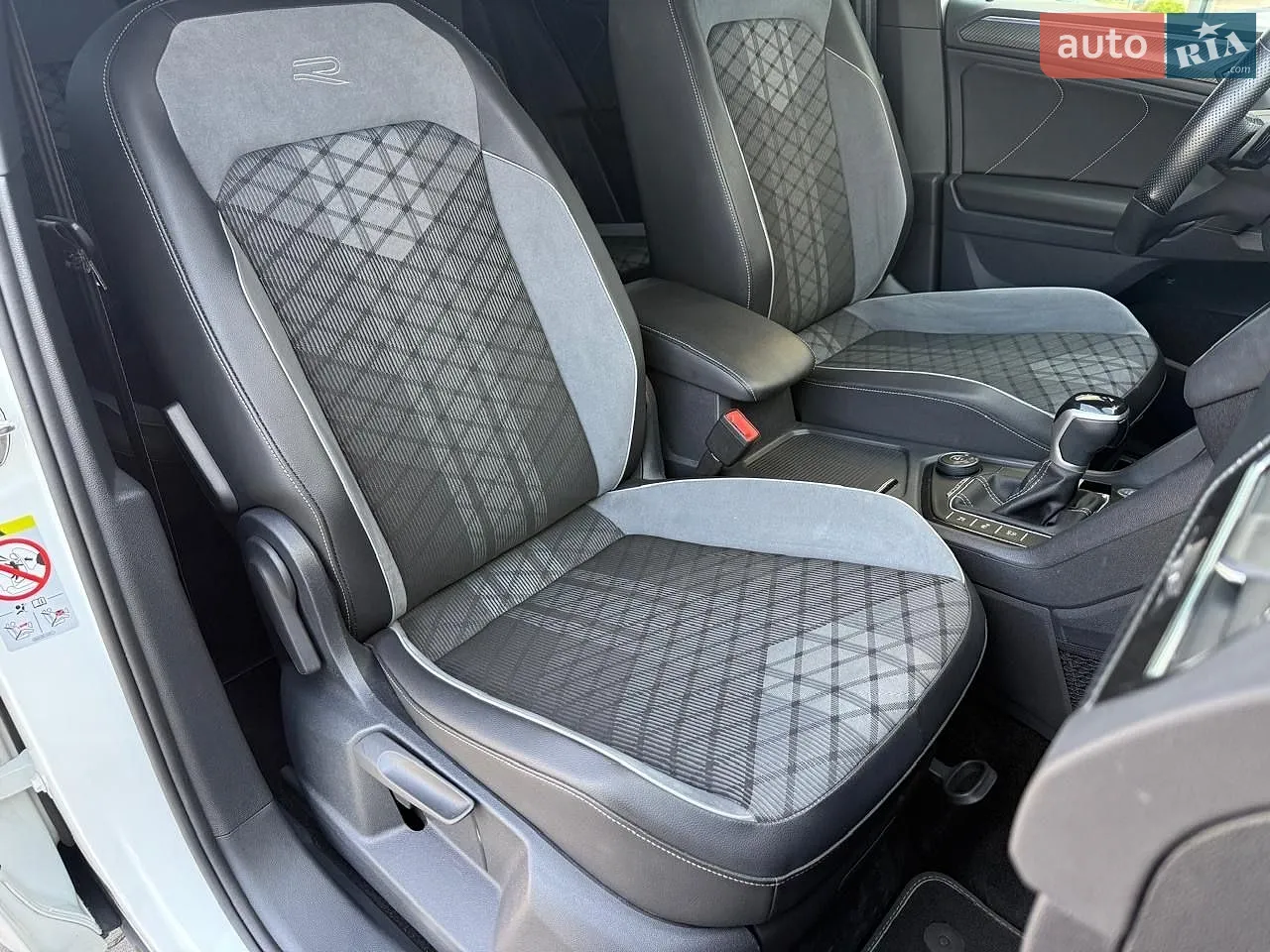 2023 Volkswagen Tiguan - мініатюра 29