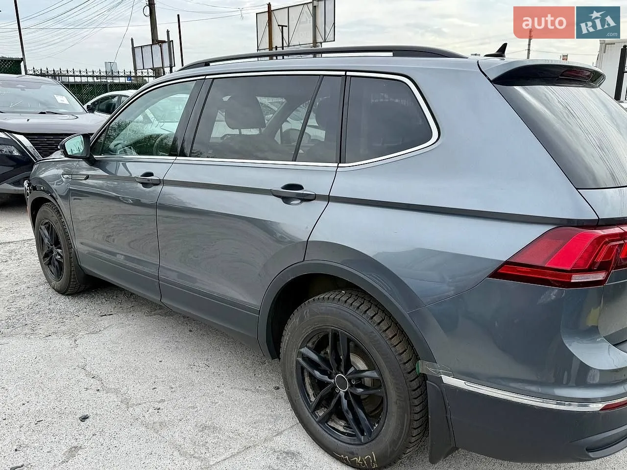 2022 Volkswagen Tiguan - мініатюра 29