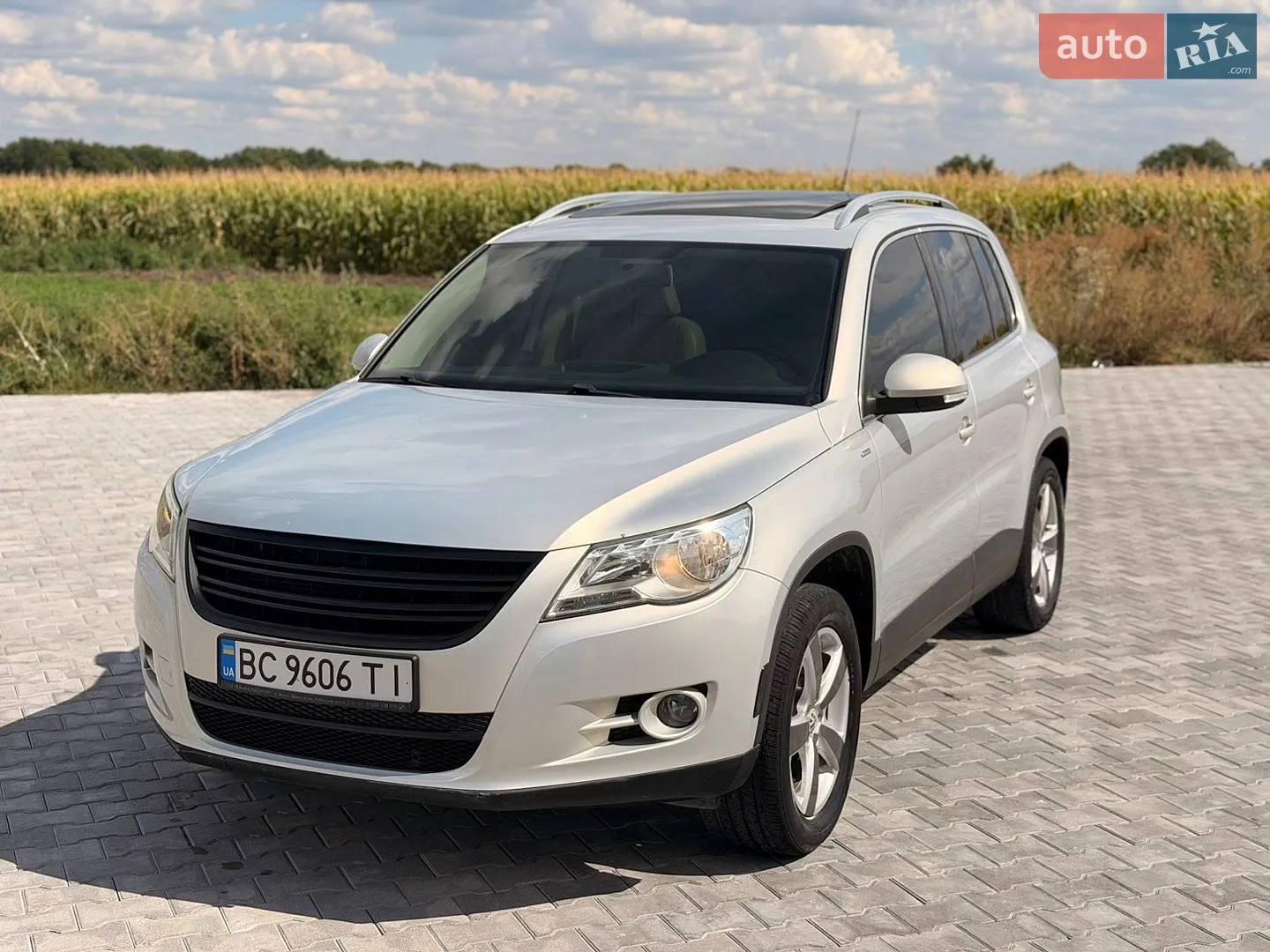 2010 Volkswagen Tiguan - мініатюра 11