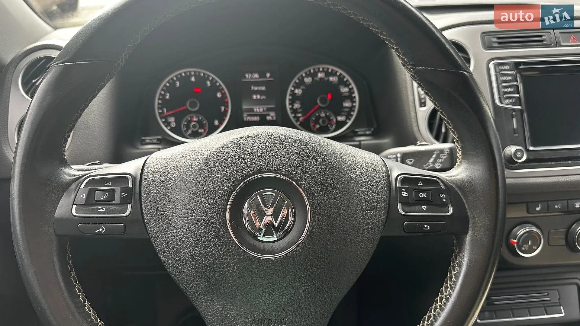 2016 Volkswagen Tiguan - мініатюра 7