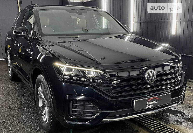 Внедорожник / Кроссовер Volkswagen Touareg R 2019 в Днепре