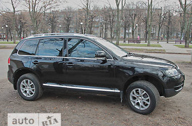 Внедорожник / Кроссовер Volkswagen Touareg 2006 в Харькове