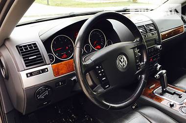 Седан Volkswagen Touareg 2010 в Ивано-Франковске