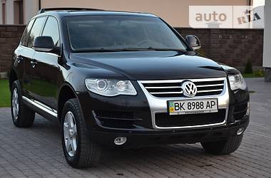 Внедорожник / Кроссовер Volkswagen Touareg 2008 в Ровно