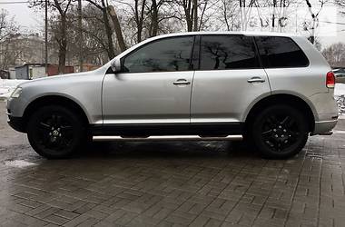 Внедорожник / Кроссовер Volkswagen Touareg 2003 в Днепре