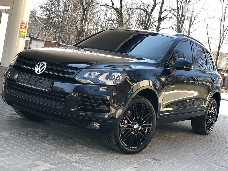 Volkswagen Touareg 2011 года