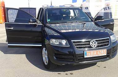 Внедорожник / Кроссовер Volkswagen Touareg 2006 в Ровно
