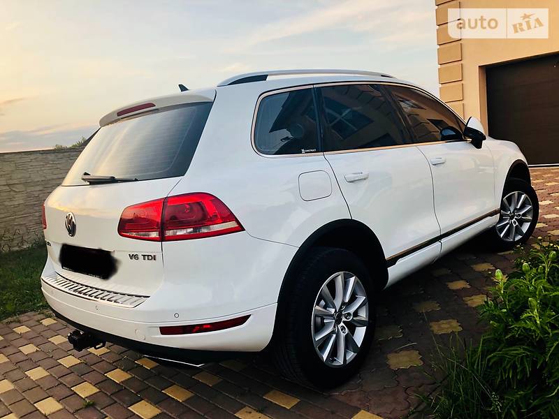 Volkswagen Touareg 2013 года