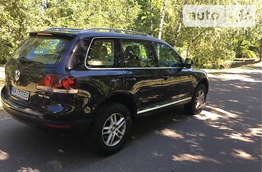 Внедорожник / Кроссовер Volkswagen Touareg 2008 в Киеве