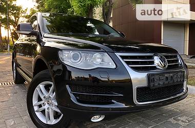 Позашляховик / Кросовер Volkswagen Touareg 2008 в Дніпрі