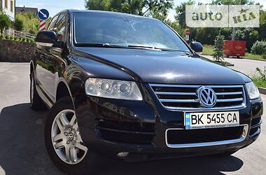 Внедорожник / Кроссовер Volkswagen Touareg 2003 в Ровно