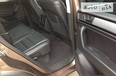 Внедорожник / Кроссовер Volkswagen Touareg 2010 в Бердянске