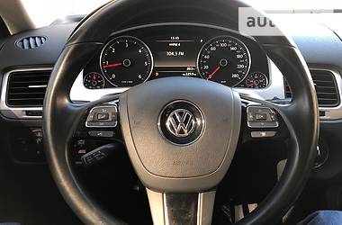 Позашляховик / Кросовер Volkswagen Touareg 2012 в Тернополі