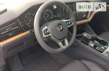 Внедорожник / Кроссовер Volkswagen Touareg 2018 в Николаеве