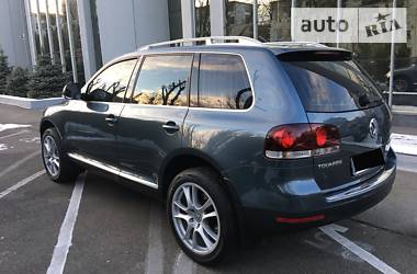 Внедорожник / Кроссовер Volkswagen Touareg 2008 в Киеве