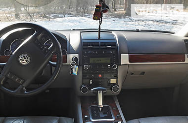 Внедорожник / Кроссовер Volkswagen Touareg 2005 в Кропивницком