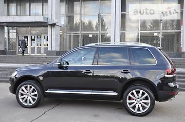 Внедорожник / Кроссовер Volkswagen Touareg 2007 в 