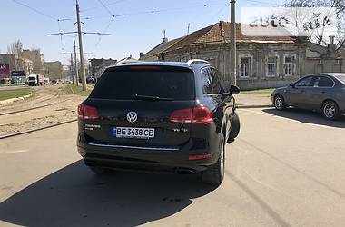 Внедорожник / Кроссовер Volkswagen Touareg 2013 в Николаеве