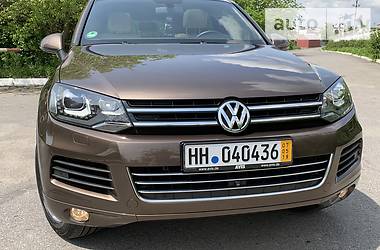 Позашляховик / Кросовер Volkswagen Touareg 2014 в Вінниці