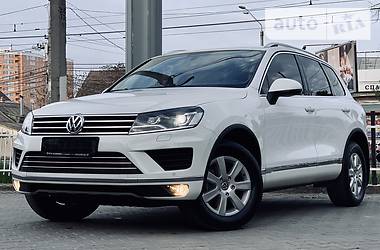 Внедорожник / Кроссовер Volkswagen Touareg 2015 в Одессе