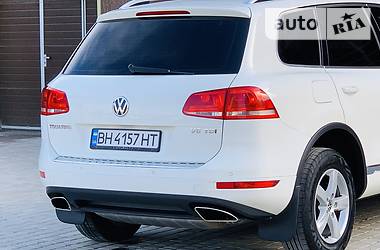 Внедорожник / Кроссовер Volkswagen Touareg 2011 в Одессе