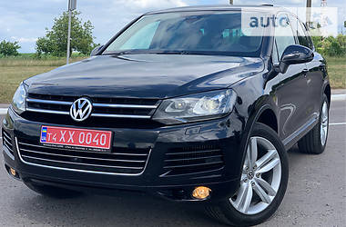 Внедорожник / Кроссовер Volkswagen Touareg 2012 в Ровно