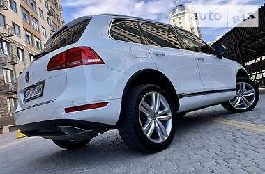 Внедорожник / Кроссовер Volkswagen Touareg 2013 в Одессе