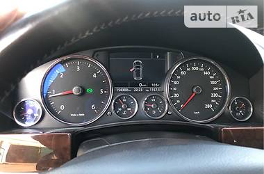 Позашляховик / Кросовер Volkswagen Touareg 2007 в 