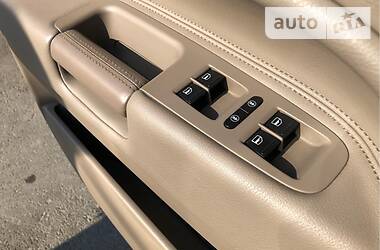 Позашляховик / Кросовер Volkswagen Touareg 2007 в 