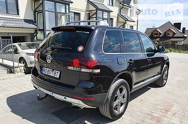 Позашляховик / Кросовер Volkswagen Touareg 2007 в 