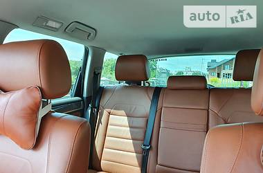 Позашляховик / Кросовер Volkswagen Touareg 2007 в 