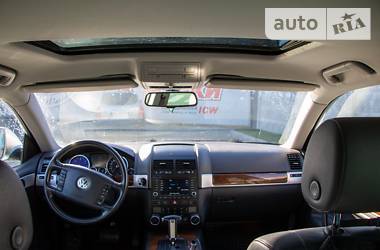 Позашляховик / Кросовер Volkswagen Touareg 2006 в Хмельницькому