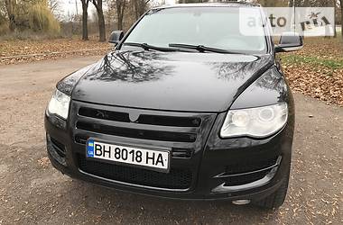 Внедорожник / Кроссовер Volkswagen Touareg 2007 в Смеле