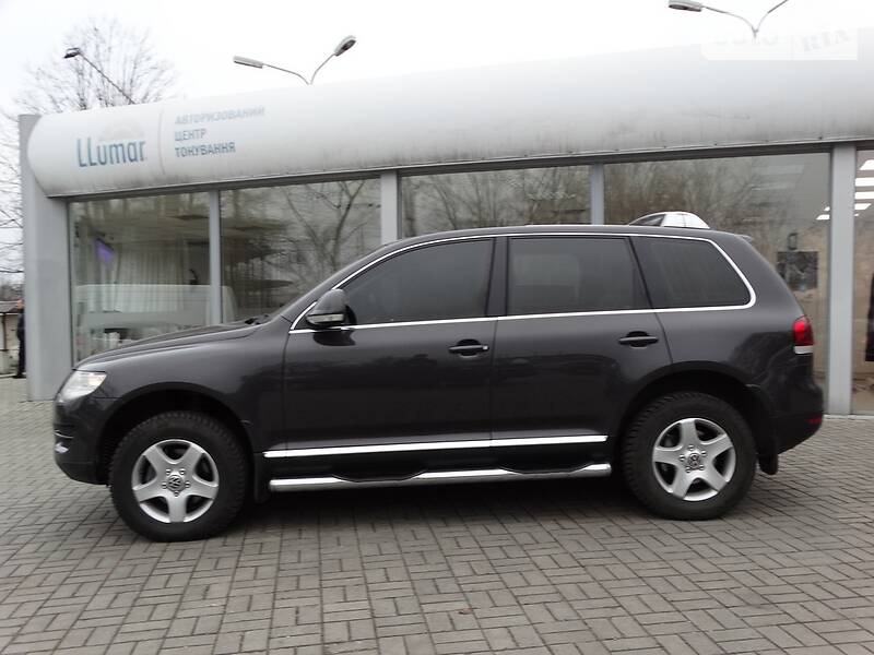 Позашляховик / Кросовер Volkswagen Touareg 2007 в Дніпрі