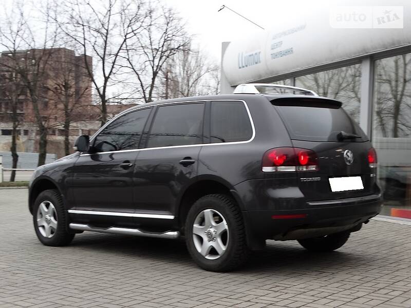 Позашляховик / Кросовер Volkswagen Touareg 2007 в Дніпрі