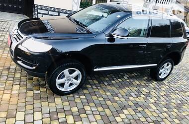 Позашляховик / Кросовер Volkswagen Touareg 2008 в 