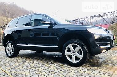 Позашляховик / Кросовер Volkswagen Touareg 2008 в 