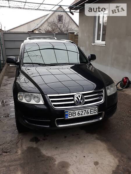 Позашляховик / Кросовер Volkswagen Touareg 2003 в Рубіжному