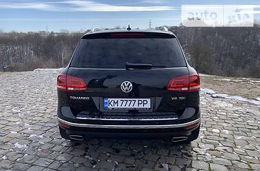 Внедорожник / Кроссовер Volkswagen Touareg 2017 в Житомире