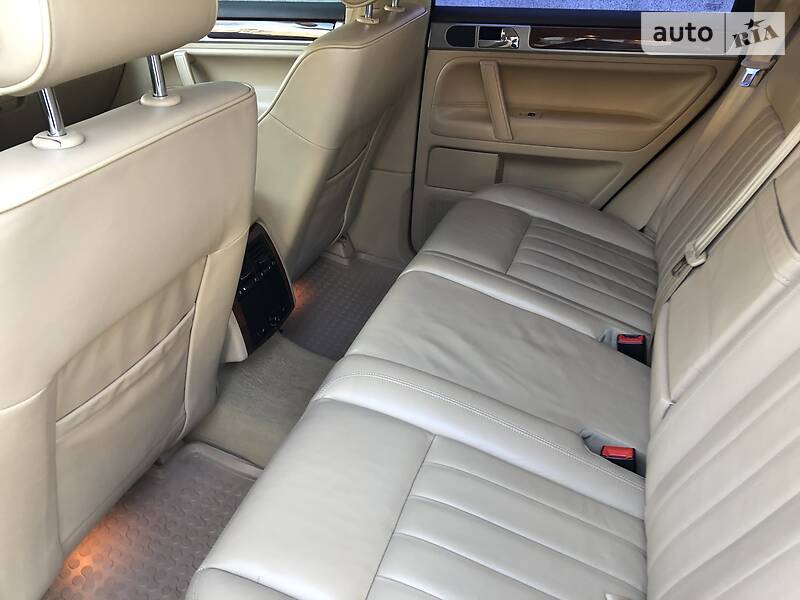 Позашляховик / Кросовер Volkswagen Touareg 2008 в Кривому Розі