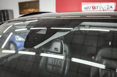 Позашляховик / Кросовер Volkswagen Touareg 2011 в 